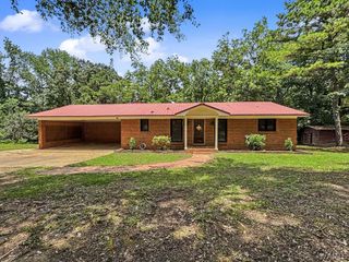 13757 Crystal Lake, Coker, AL 35452