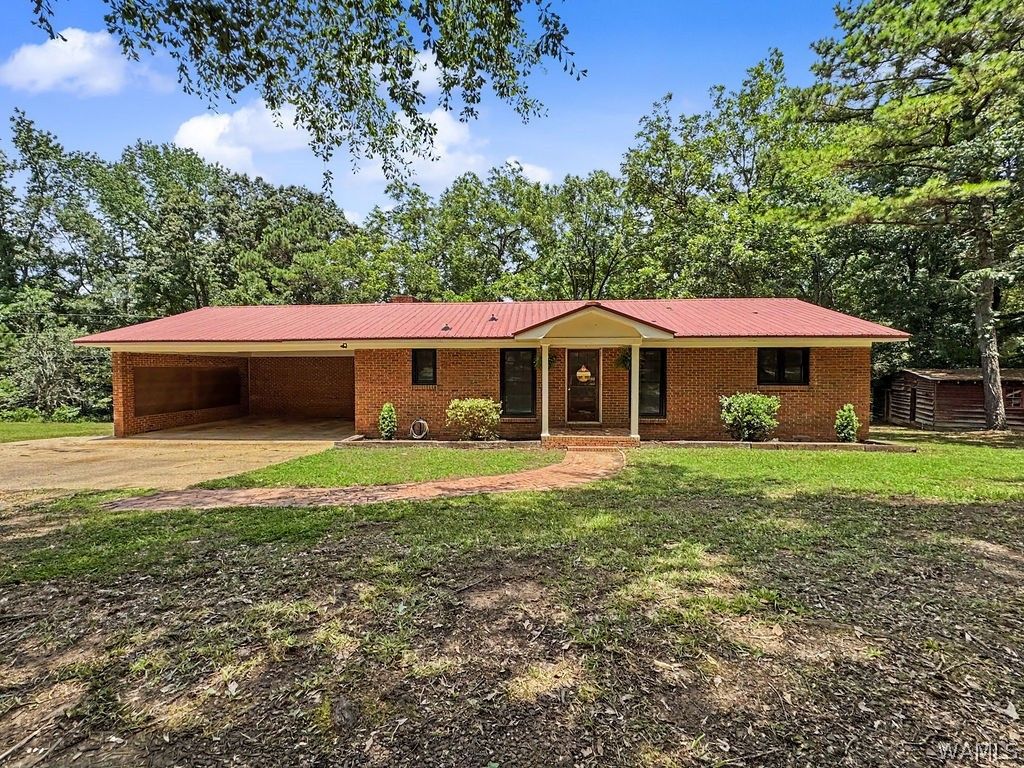13757 Crystal Lake, Coker, AL 35452
