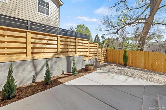 1217 Custer Avenue, Colorado Springs, CO 80903