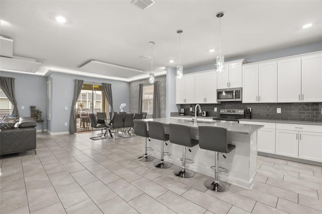 9093 SOMMERSET HILLS DRIVE, Davenport, FL 33896