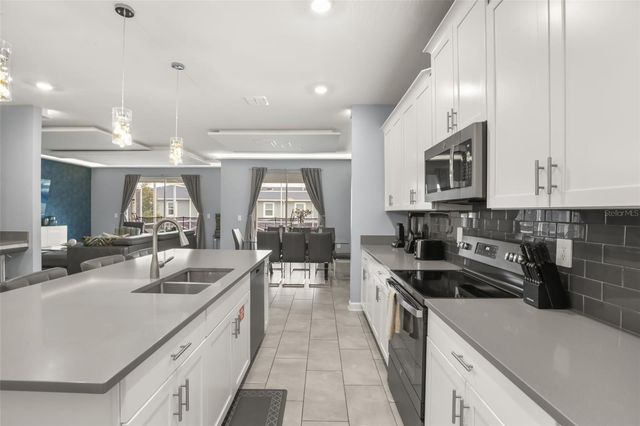 9093 SOMMERSET HILLS DRIVE, Davenport, FL 33896