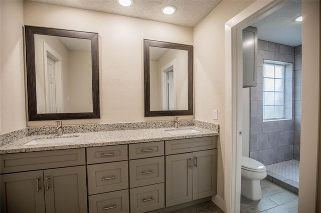 3919 Wintergreen Drive, Humble, TX 77396