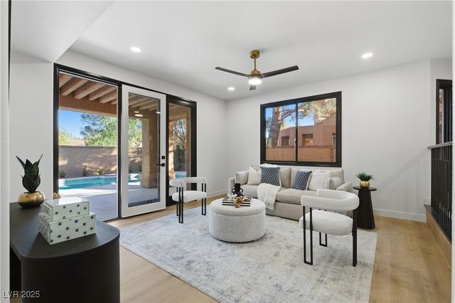 4942 Tierra Del Sol Drive, Las Vegas, NV 89113