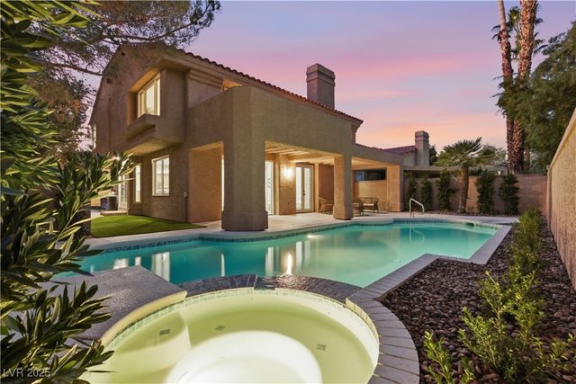 4942 Tierra Del Sol Drive, Las Vegas, NV 89113