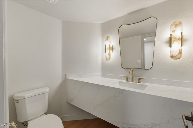 4942 Tierra Del Sol Drive, Las Vegas, NV 89113