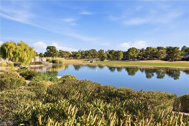 4942 Tierra Del Sol Drive, Las Vegas, NV 89113