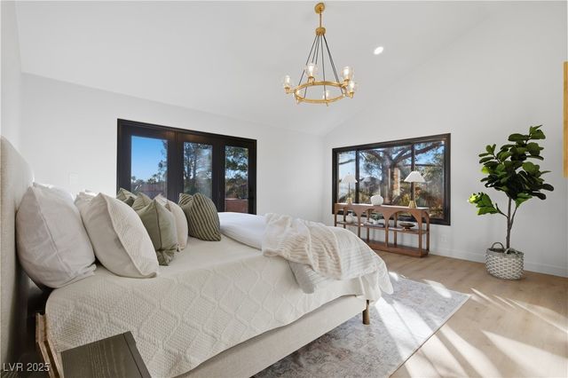 4942 Tierra Del Sol Drive, Las Vegas, NV 89113