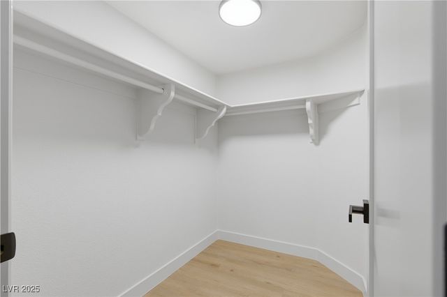 4942 Tierra Del Sol Drive, Las Vegas, NV 89113