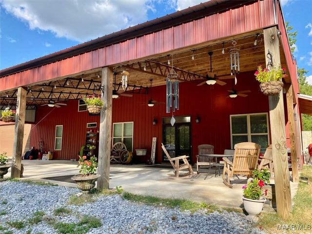 4752 Ward Road, Elmore, AL 36025