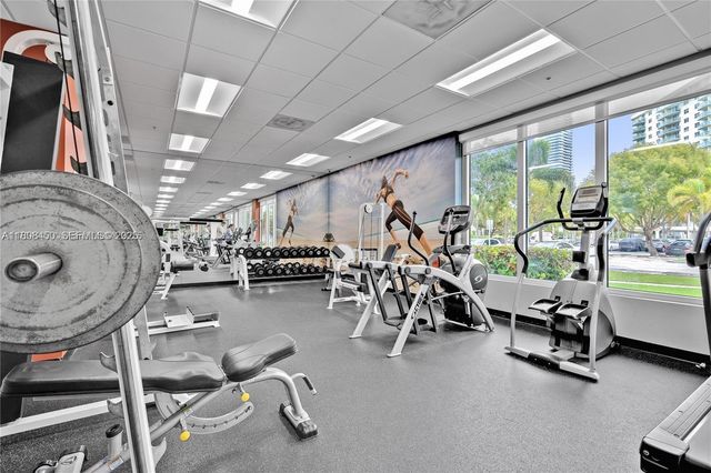 19390 Collins Avenue 217, Sunny Isles Beach, FL 33160