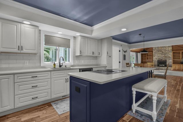 2393 Cove Point Court, Powell, OH 43065