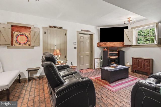 5020 ZEIGLERS CHURCH RD, Spring Grove, PA 17362