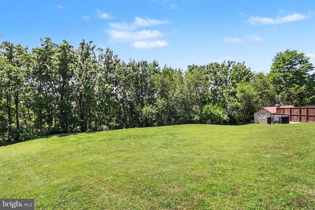 5020 ZEIGLERS CHURCH RD, Spring Grove, PA 17362