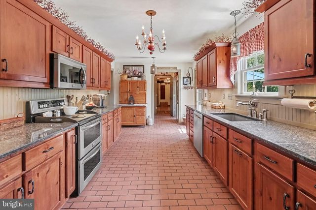 5020 ZEIGLERS CHURCH RD, Spring Grove, PA 17362