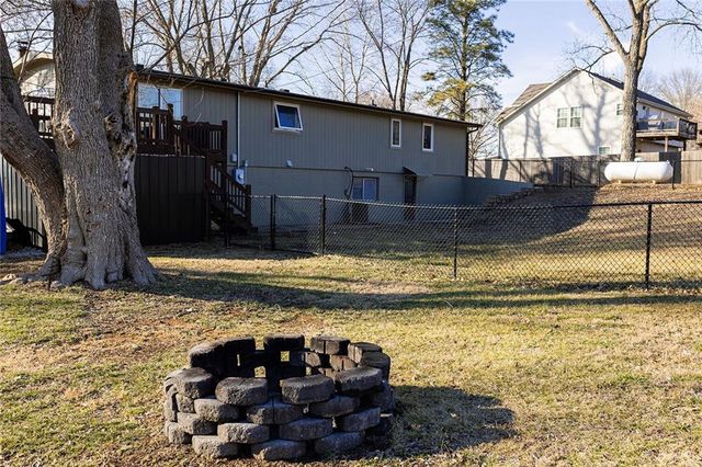 13348 185th Street, Linwood, KS 66052