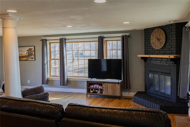 13348 185th Street, Linwood, KS 66052