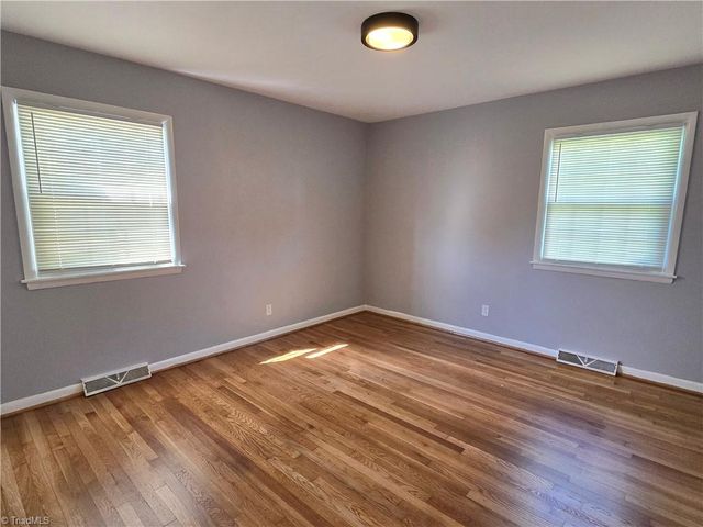 2402 Chatham Drive, Greensboro, NC 27408