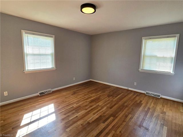 2402 Chatham Drive, Greensboro, NC 27408