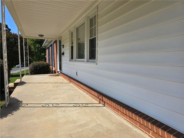 2402 Chatham Drive, Greensboro, NC 27408