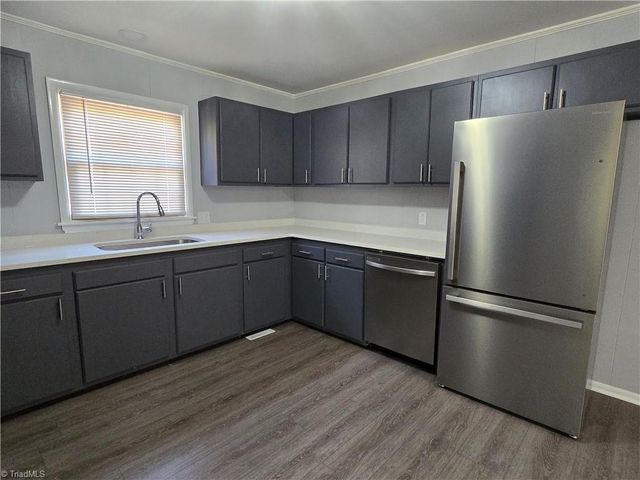 2402 Chatham Drive, Greensboro, NC 27408