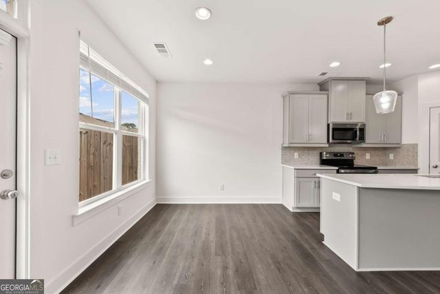 98 Auburn Valley Way, Auburn, GA 30011