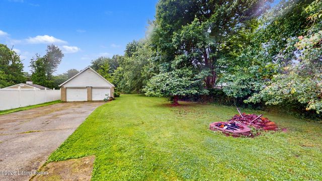 9741 Mason Ln, Fairdale, KY 40118