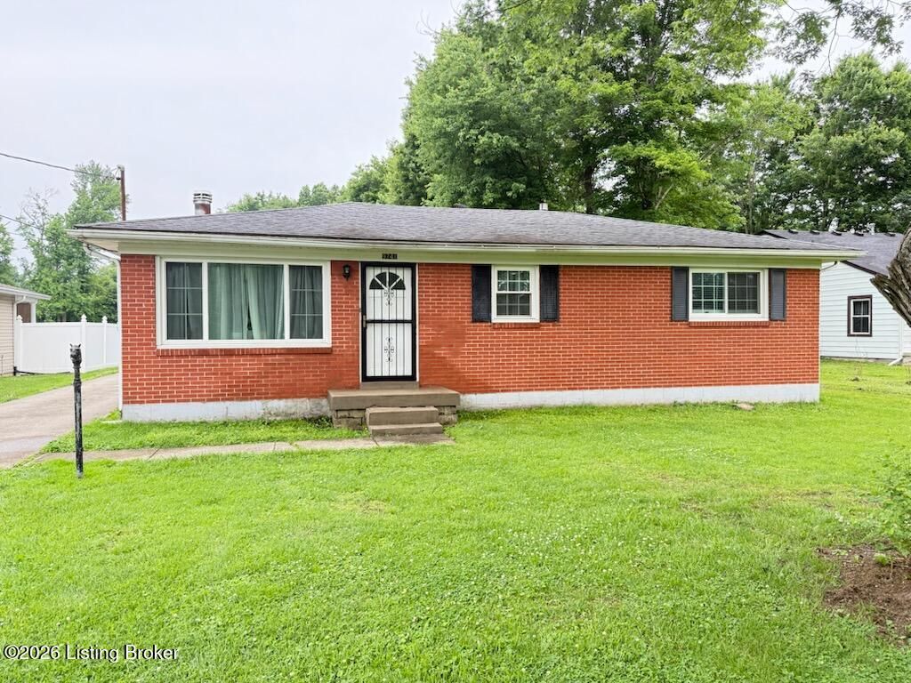 9741 Mason Ln, Fairdale, KY 40118