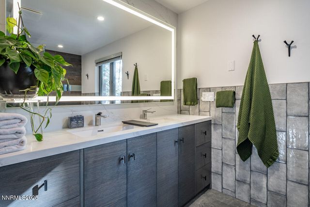 12 Kelly Circle, Glenbrook, NV 89413