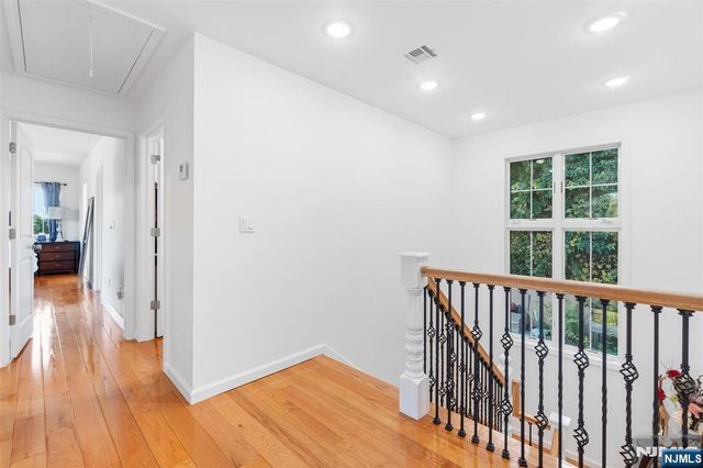 21 Cedar Street, Cresskill, NJ 07626