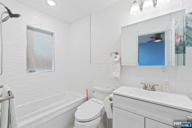 21 Cedar Street, Cresskill, NJ 07626