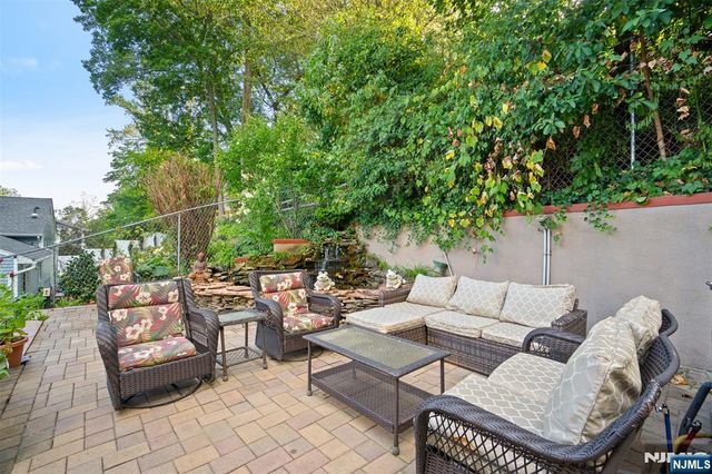 21 Cedar Street, Cresskill, NJ 07626