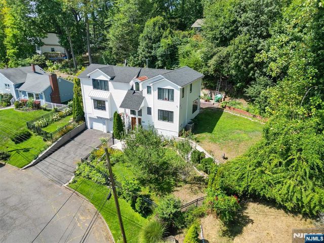 21 Cedar Street, Cresskill, NJ 07626