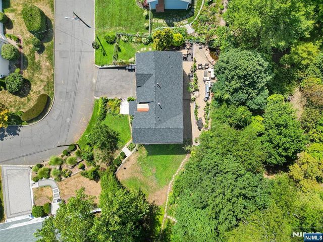 21 Cedar Street, Cresskill, NJ 07626