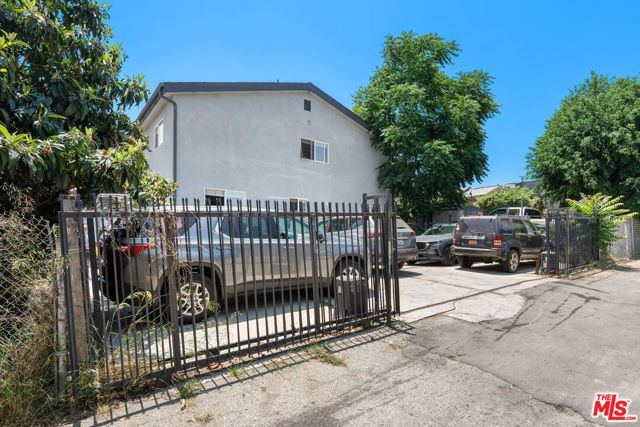 2435 Lancaster Avenue, Los Angeles, CA 90033