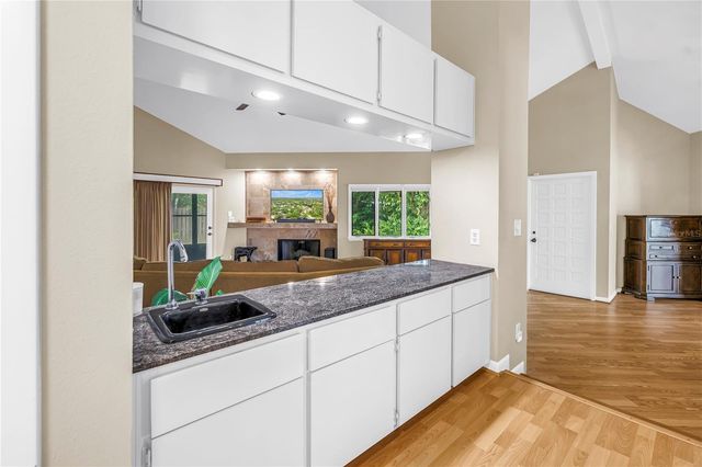 10495 LONGWOOD DRIVE, Seminole, FL 33777