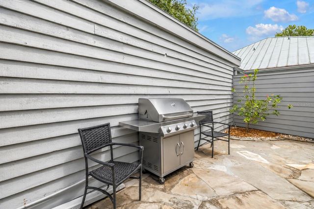 10495 LONGWOOD DRIVE, Seminole, FL 33777