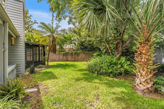 10495 LONGWOOD DRIVE, Seminole, FL 33777