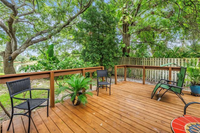 10495 LONGWOOD DRIVE, Seminole, FL 33777
