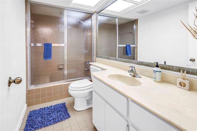 10495 LONGWOOD DRIVE, Seminole, FL 33777