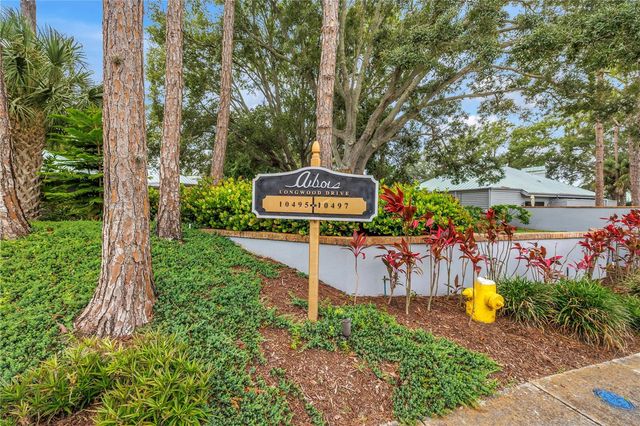 10495 LONGWOOD DRIVE, Seminole, FL 33777