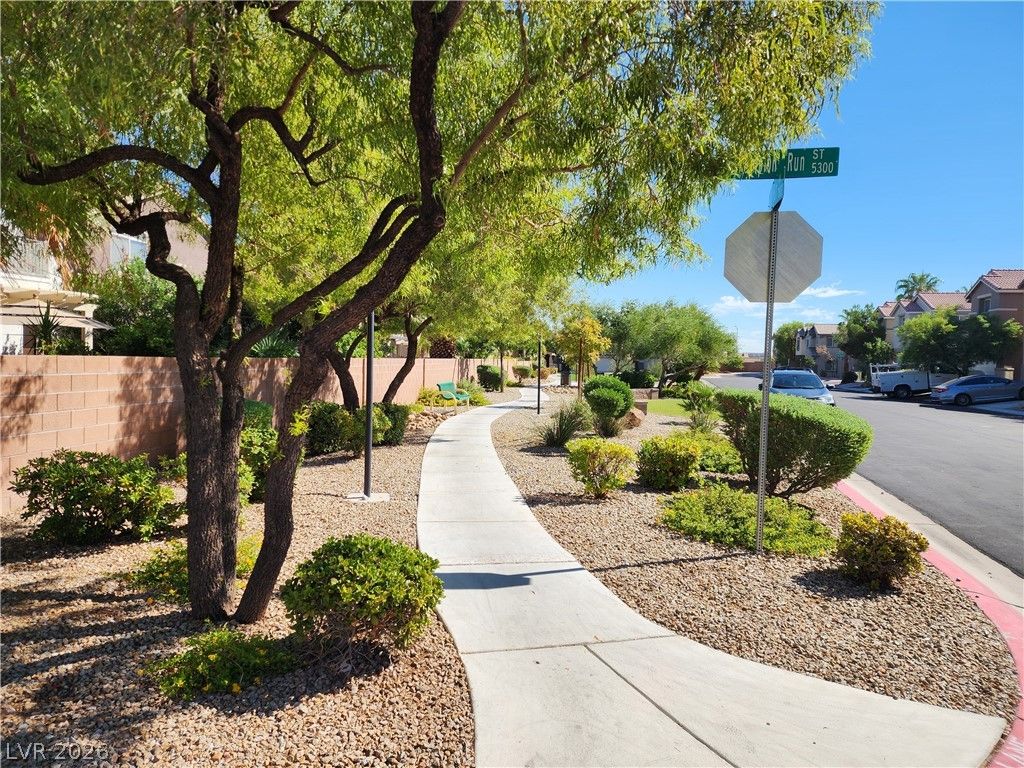 5395 Champion Run Street, Las Vegas, NV 89113 — exterior