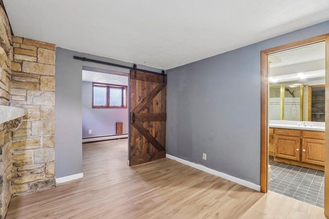 210 Prospect AVENUE, Pewaukee, WI 53072