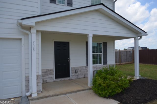 708 Coopers Lnd, Macon, GA 31216