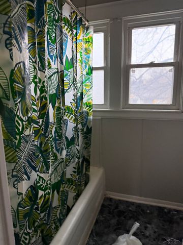 2120 Stark Street, Saginaw, MI 48602