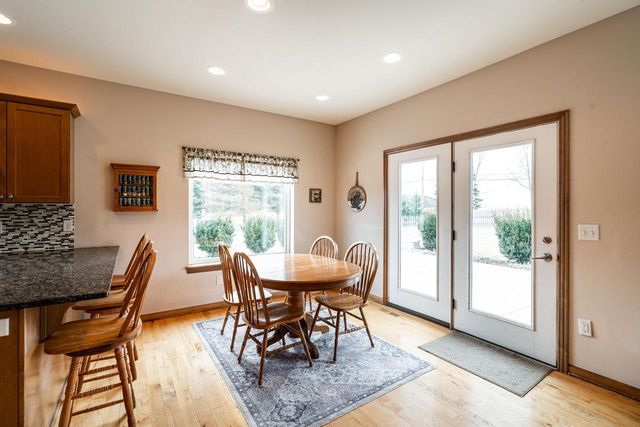 4915 Meadowview COURT, Grafton, WI 53024