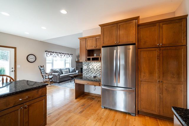 4915 Meadowview COURT, Grafton, WI 53024