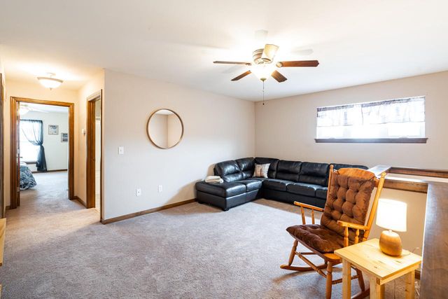 4915 Meadowview COURT, Grafton, WI 53024