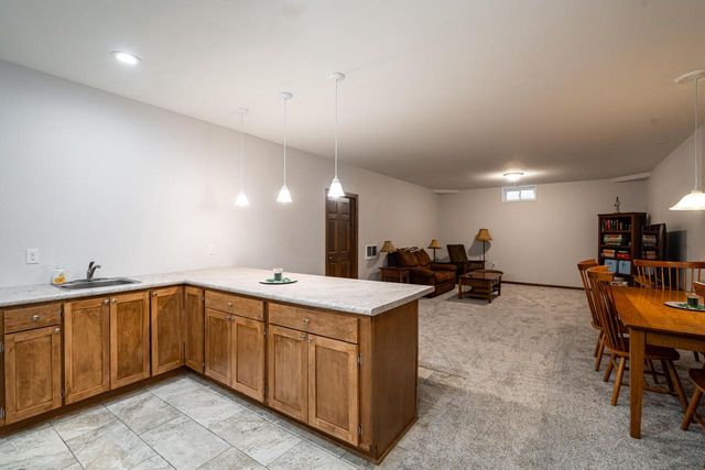 4915 Meadowview COURT, Grafton, WI 53024