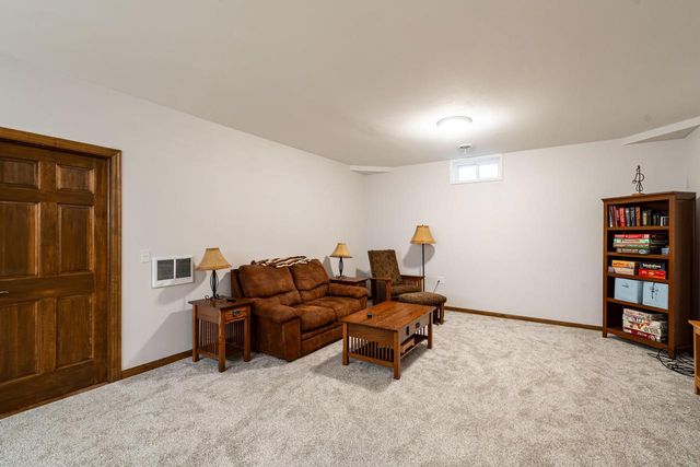 4915 Meadowview COURT, Grafton, WI 53024