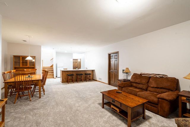 4915 Meadowview COURT, Grafton, WI 53024